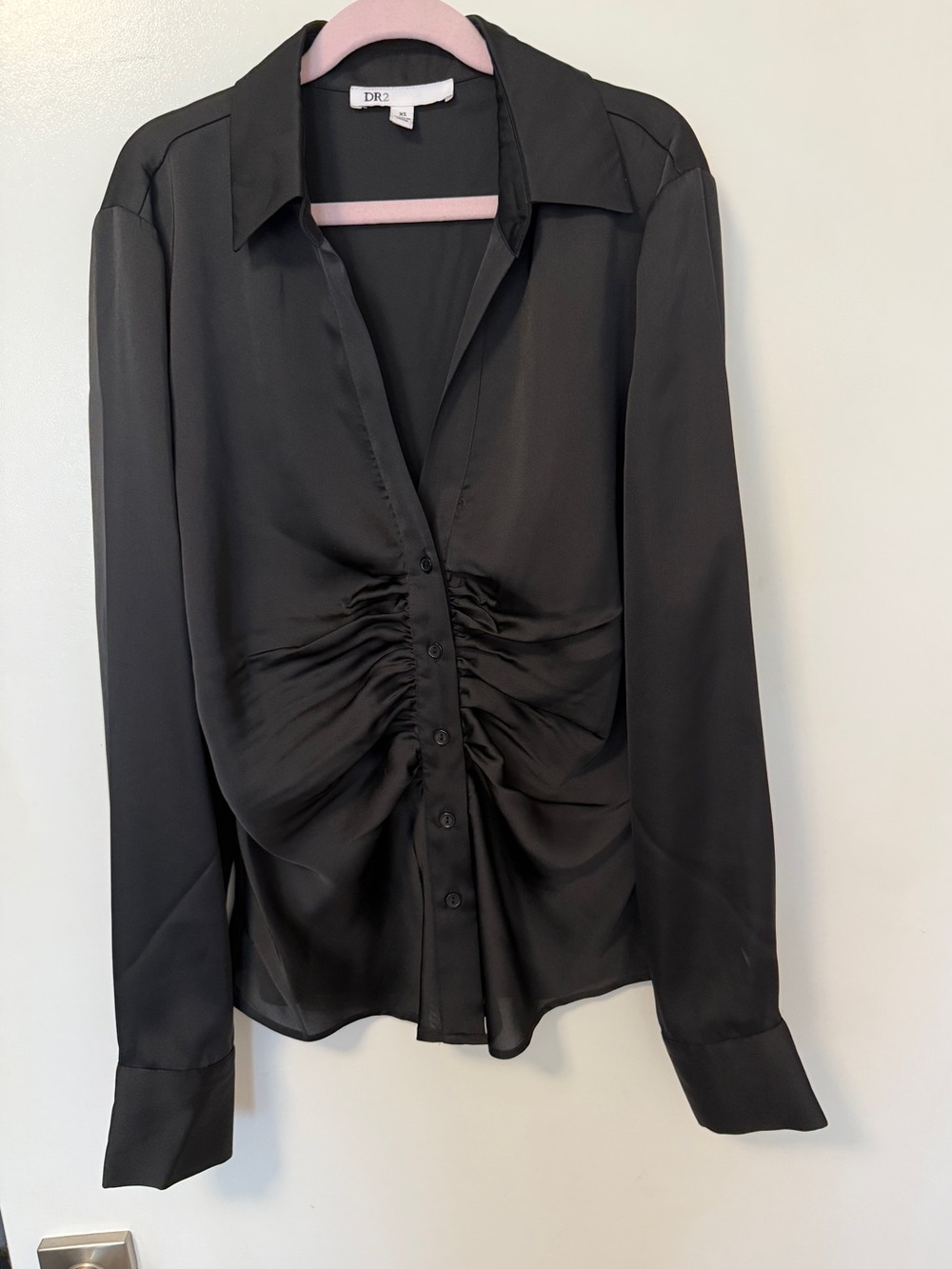 DR2 V-Neck Button-Front Ruched Blouse black xs long sleeve
